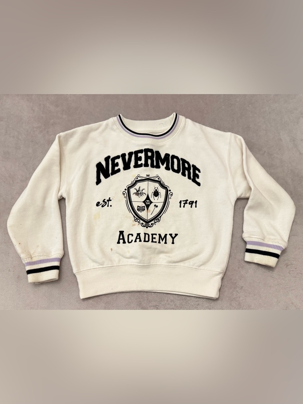 Wednesday Nevermore Academy Sweatshirt Girl Size 6 White Fleece Crewneck TV Show